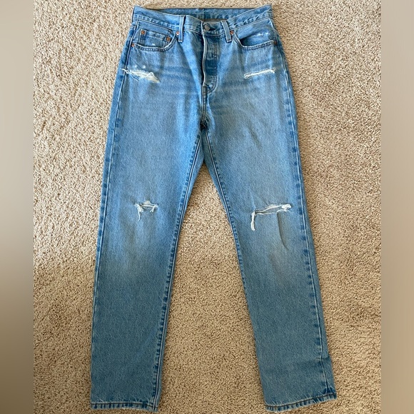 Levi's Women's 501™ High-Rise Straight
Jeans - Lane Change 29 - Picture 5 of 7